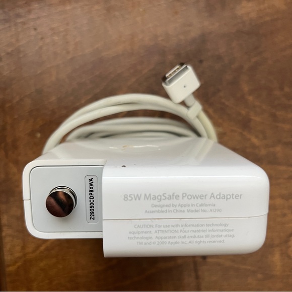 16.5V 85W 1/2in MagSafe Power Adapter (No Outlet Plug) for Apple MacBook - Picture 2 of 6